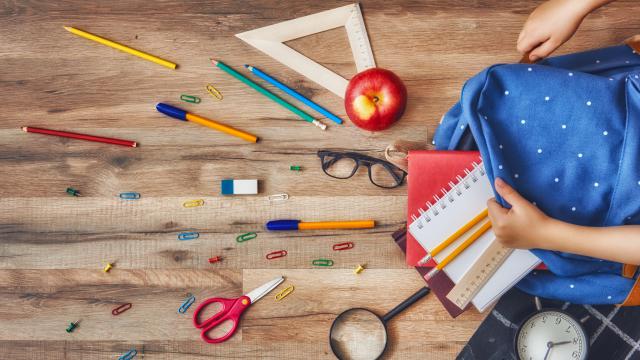 Heimatverein Weißbach spendet Drechselmaschine an Grundschule Amtsberg